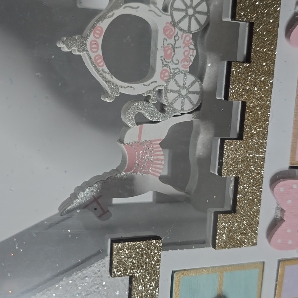 NWT FairyTale Glittery Castle Advent Calendar with Nutcracker Aporox 14.5"x 13" - Picture 4 of 8